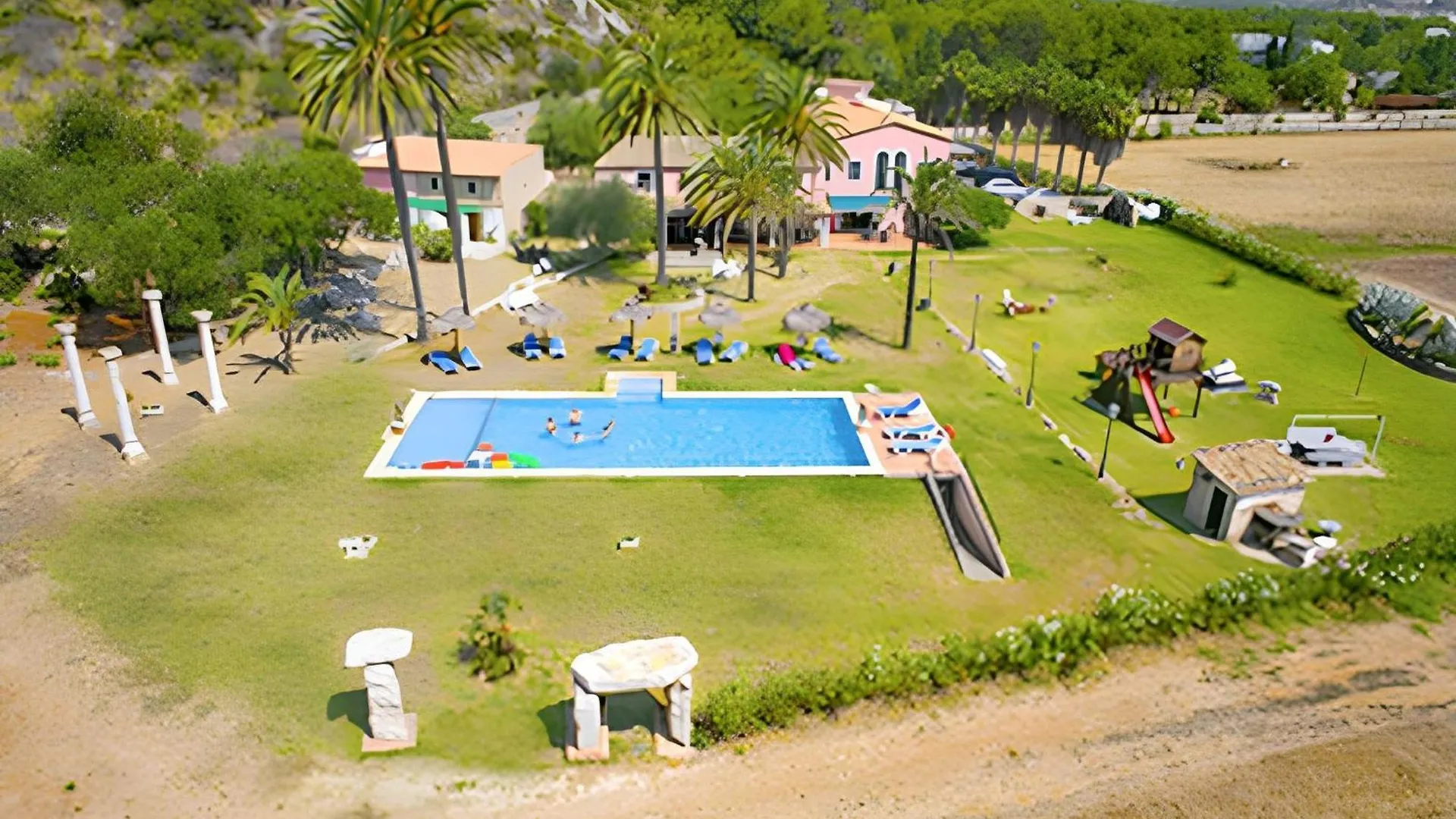 Spacious Apartment In Pollenca With Shared Pool إسبانيا